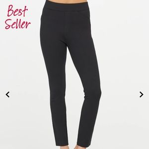 NEW Spanx The perfect back seam skinny pant M